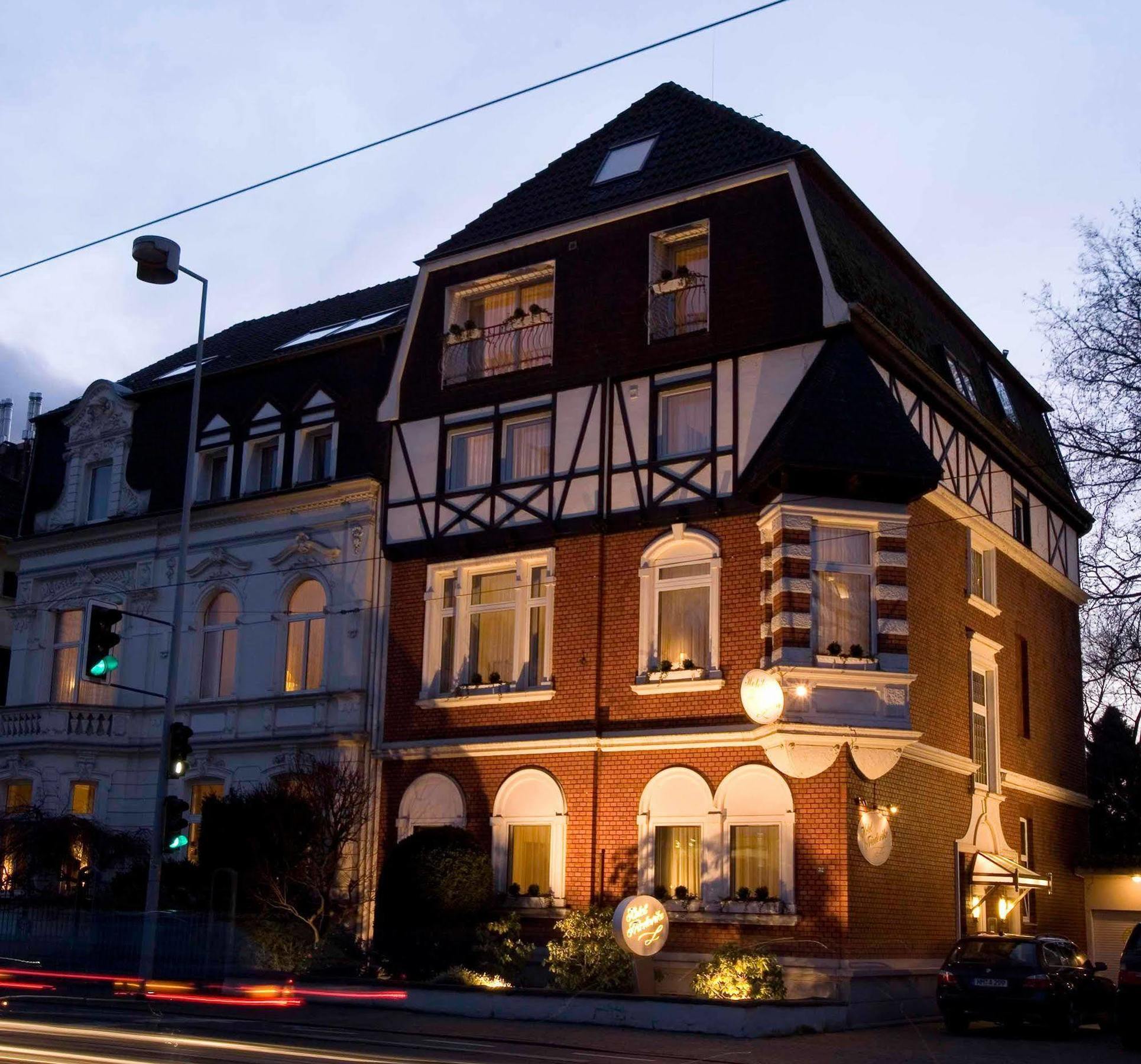 Hotel Friederike Mülheim an der Ruhr Buitenkant foto